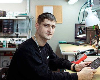 Мастер сервисного центра по ремонту техники Marantz